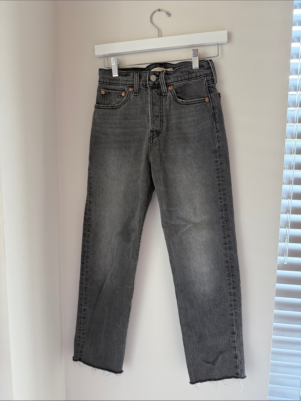 Levi's Women's Straight Jeans in Washed Black